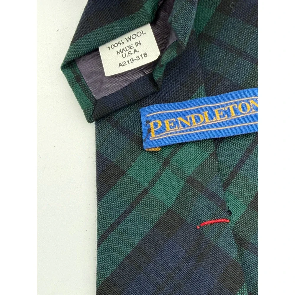 Pendleton Mens Black Watch Tartan Plaid 100% Wool Tie Green Navy Blue USA Made
